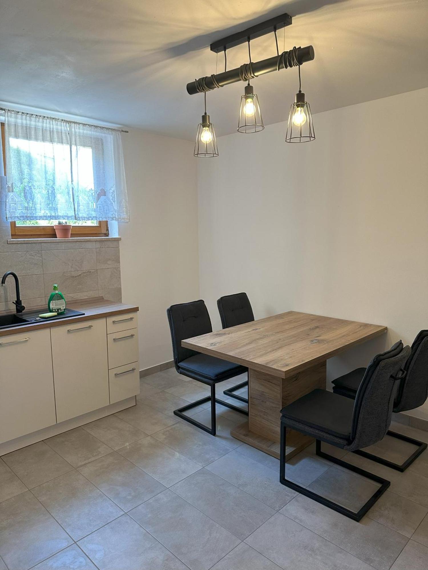 Apartma Anze Samec Dobravlje Buitenkant foto