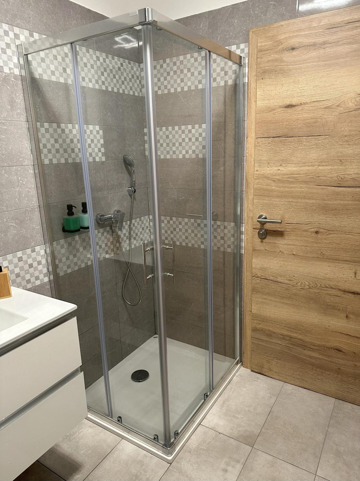 Apartma Anze Samec Dobravlje Buitenkant foto