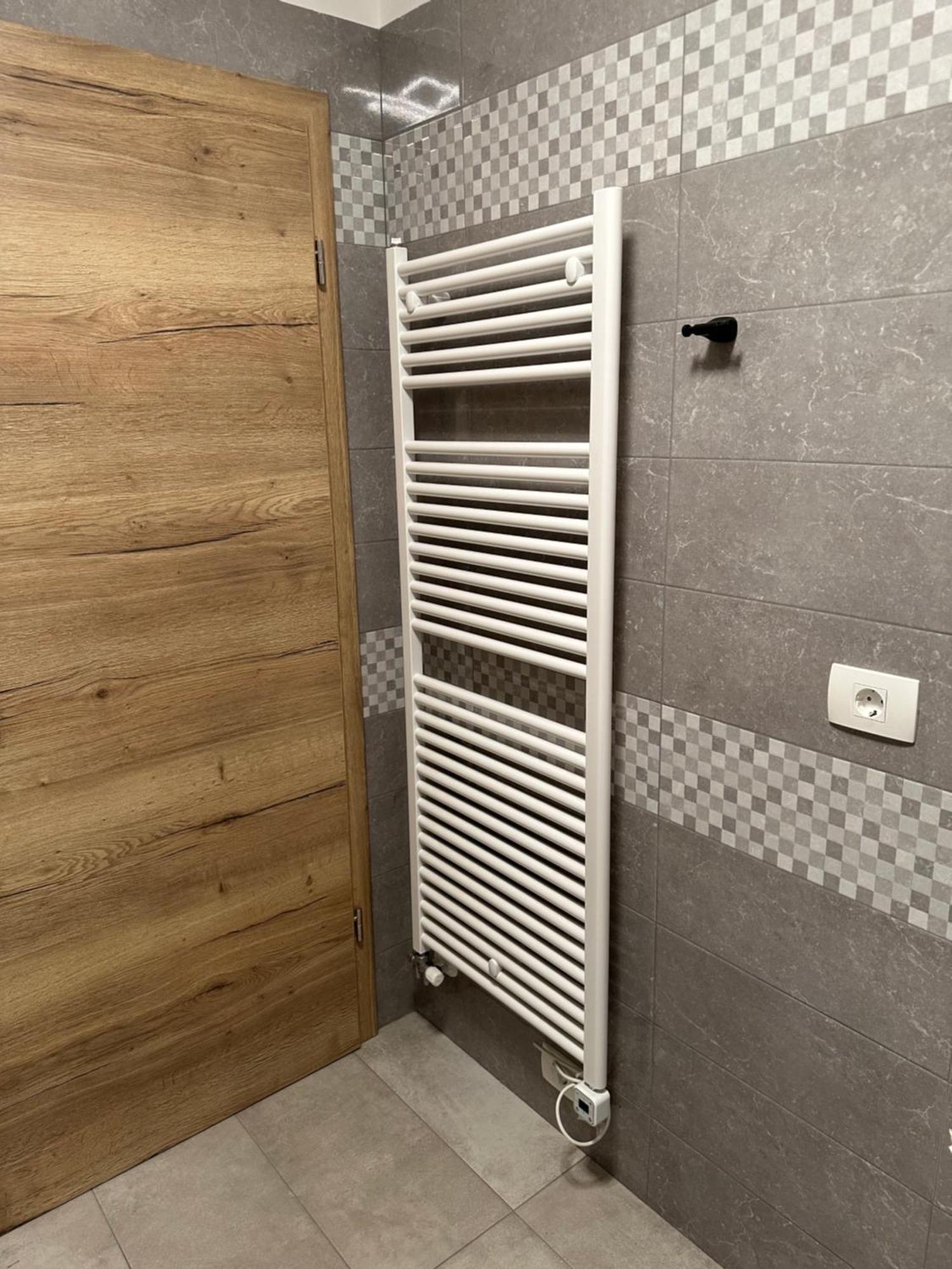Apartma Anze Samec Dobravlje Buitenkant foto